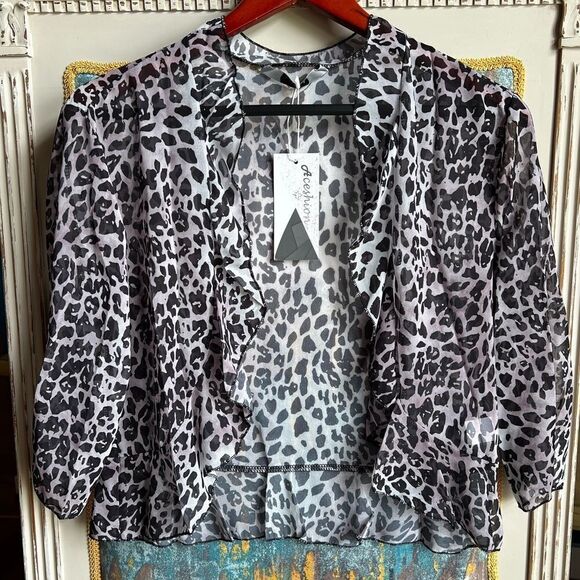 Aceshion Cheetah Patterned Sheer Bolero - Picture 1 of 5